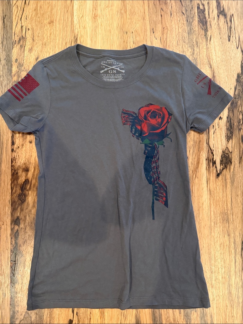 Grunt Style Gray Tee with Red Rose Graphic